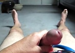 Close up jerk off barefoot and cum on my flip flop